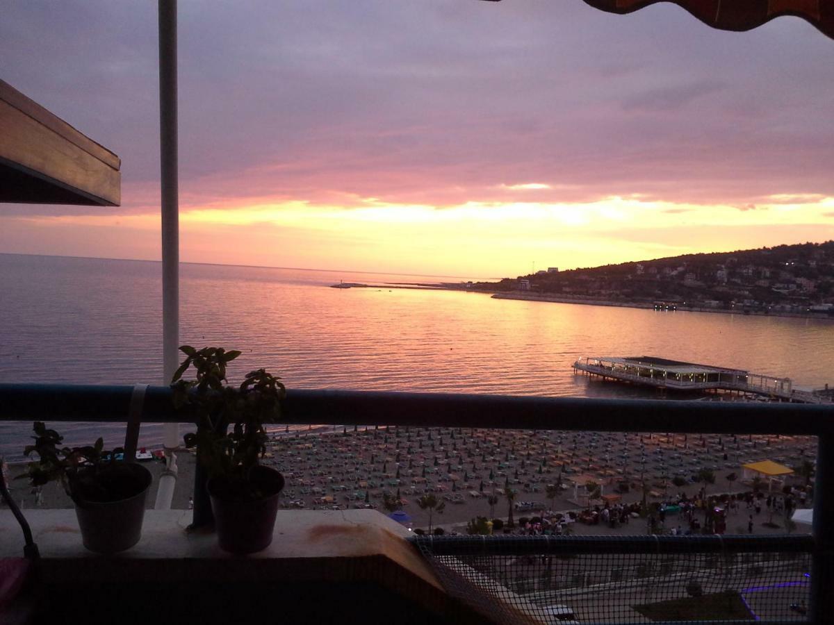 Nada Seaview Apartment Shëngjin Esterno foto